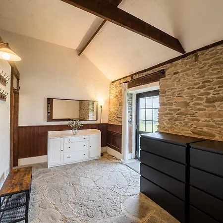 Semesterbostad Farm - Rainbow By Trident Homes *